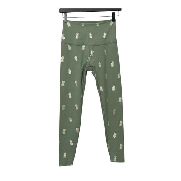 Beyond Yoga Metallic Pineapple Print Leggings Size XS Green Gold Gym Workout Art - Picture 1 of 8